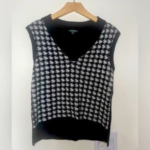 Wild Fable Sweater Vest
